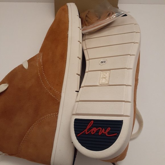 AUTHENTIC ELLEN DEGENERES  SUEDE CASUAL BOOTS - Picture 10 of 11